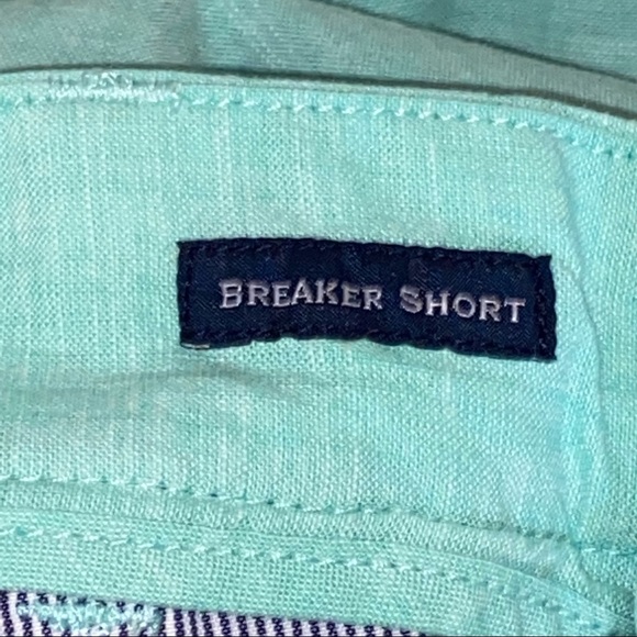 Vineyard Vines 9” Classic Breaker Shorts - Picture 9 of 10